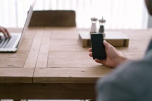Smartphone Buying Guide: What Specs Actually Matter